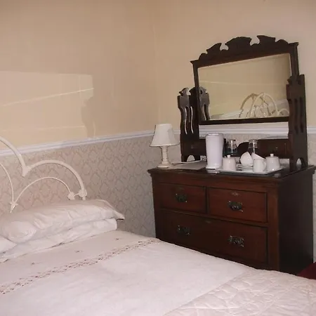 Fuchsia House Connemara Ренвайл