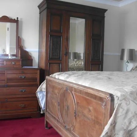 Fuchsia House Connemara Bed & Breakfast Renvyle