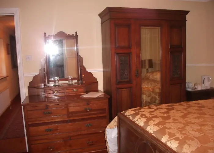 住宿加早餐酒店 康尼马拉夫斯亚住宿加早餐旅馆 *