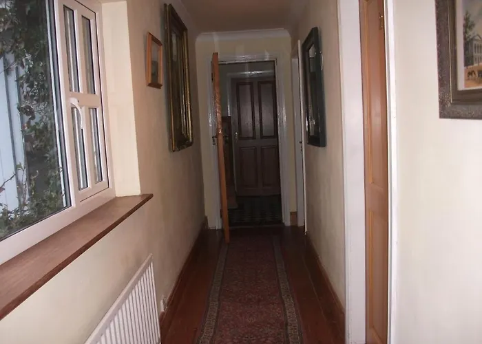 康尼马拉夫斯亚住宿加早餐旅馆 住宿加早餐酒店 伦维尔